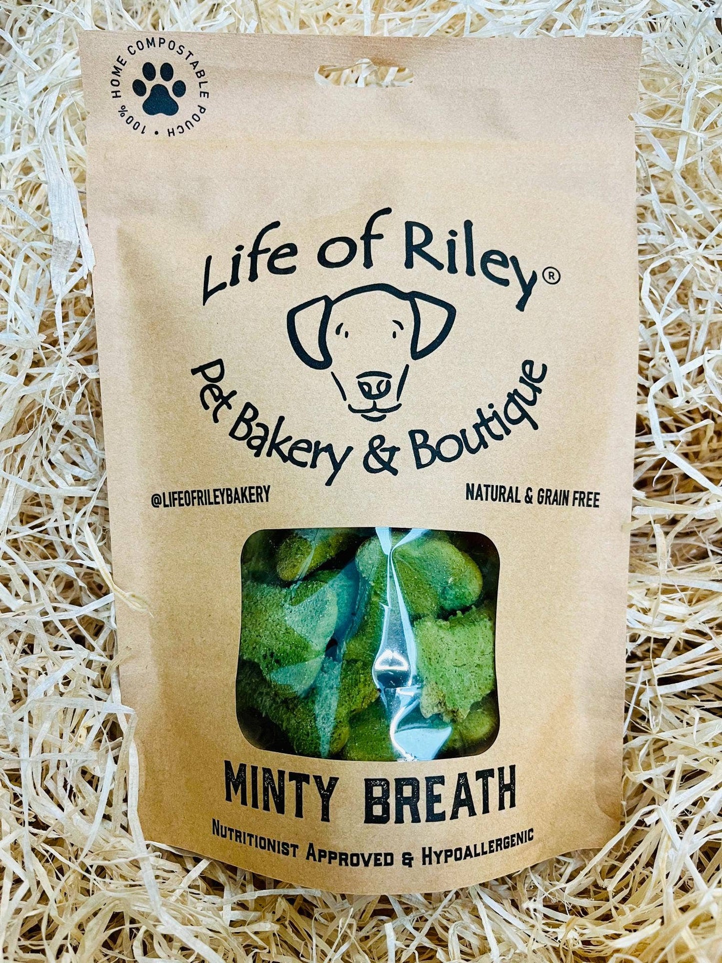Minty Breath Bones dog treats in a retail pack , grain-free dental chews with natural mint flavour for fresh breath.