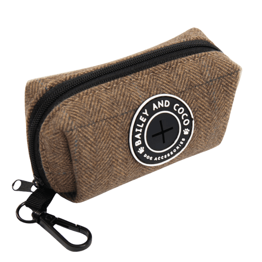 Bailey & Coco poo bag holder in Oxford Tweed — D-ring lead attachment
