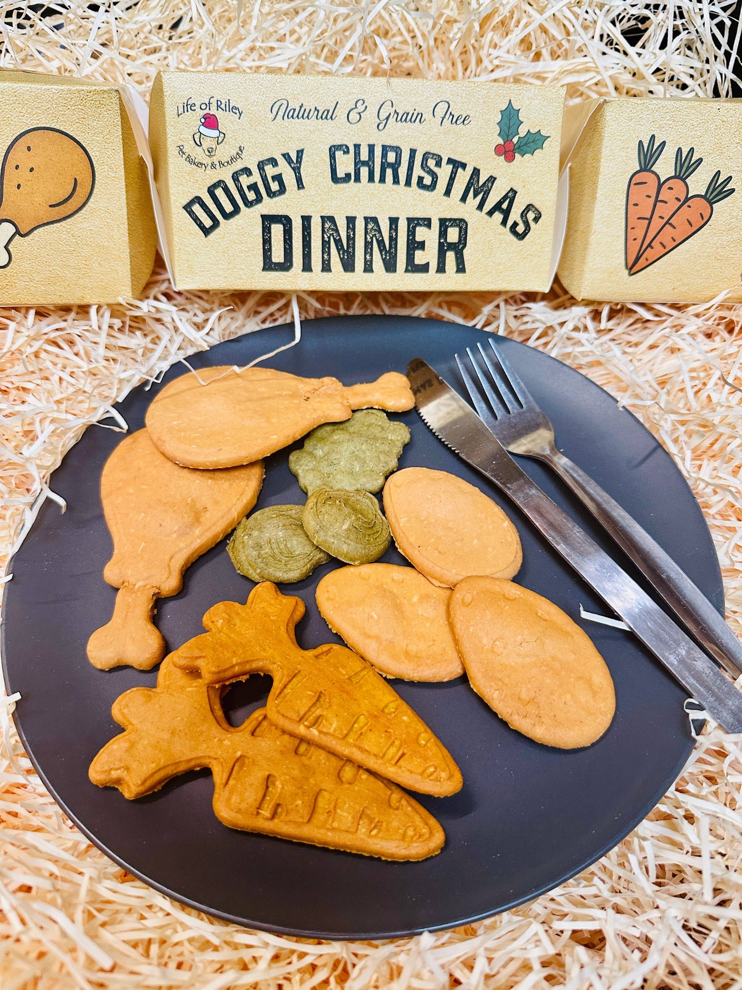 Doggy Christmas Dinner Cracker – Natural Grain-Free Festive Treats for Dogs (Hand-Baked Cracker)