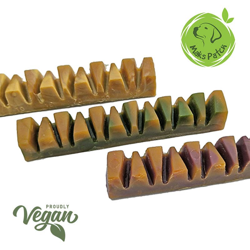 Maks'Patch Break A Bar — three flavours: Peanut Butter & Banana, Apple & Spinach and Blueberry & Sweet Potato vegan dog treat bars